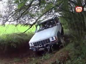 国产大哥越野车视频播放,驾驭巅峰，驰骋疆场！-第2张图片-中文字幕人妻一区