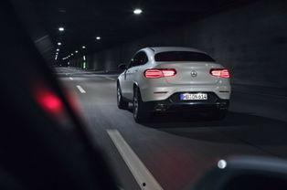 国产轿跑隧道声浪视频,速度与激情的完美演绎-第1张图片-中文字幕人妻一区 国产轿跑隧道声浪视频,速度与激情的完美演绎-第1张图片-中文字幕人妻一区