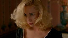 国产女生被绑架电影视频,国产影片揭秘女性安全危机-第1张图片-中文字幕人妻一区