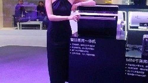 国产模特拍照视频网站,展现时尚魅力，引领潮流风向标-第2张图片-中文字幕人妻一区